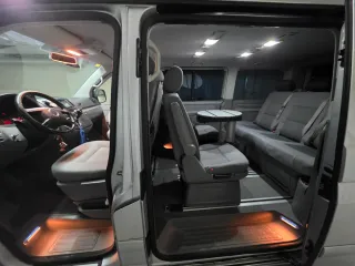 VOLKSWAGEN T5 MULTIVAN