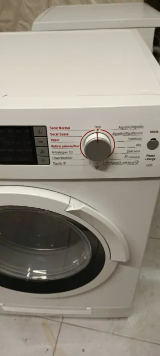 Lavadora Secadora Bosch 7+4kg marca Bosch