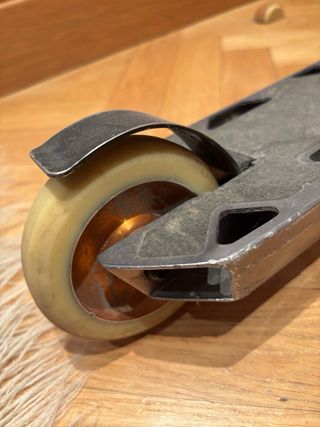 Patinete Oxelo Negro y Naranja