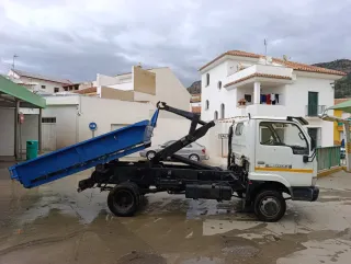 Nissan Cabstar multilift 3.500 kg multilin roga 3t