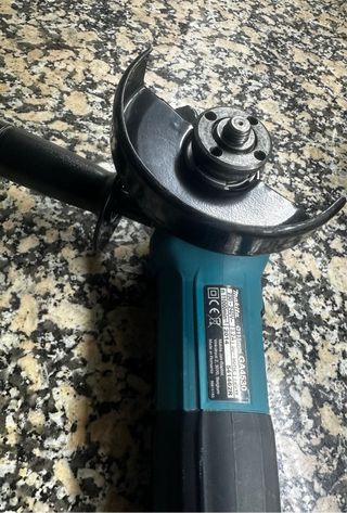Radial Makita GA4530 en perfecto estado usado poco