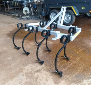 Cultivador mini tractor 7 brazos