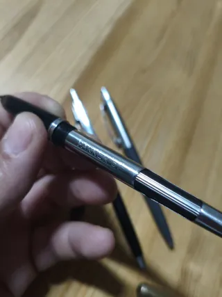 Lote 2 penne e penna stilografica