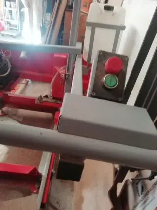 Sierra de cinta Holzmann BBS 550