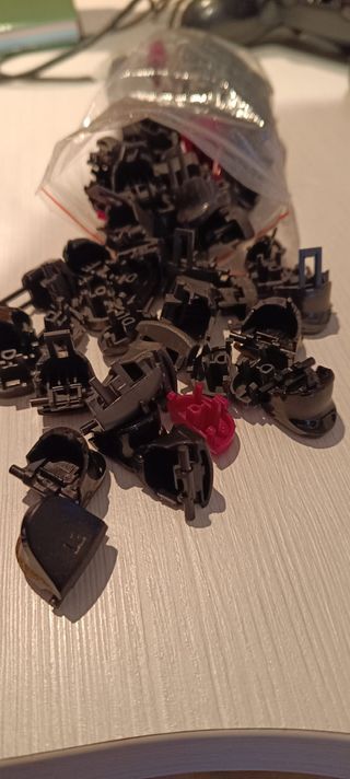 Variedad de piezas para Dualshock4