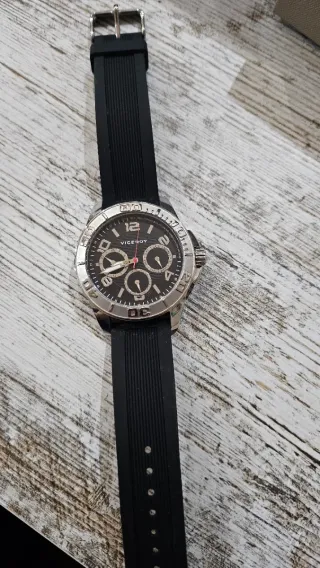 Reloj Viceroy Hombre Negro y Plateado