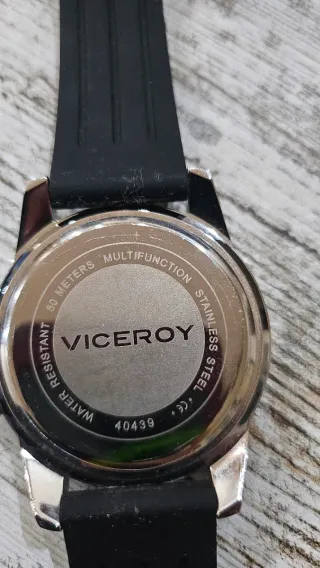 Reloj Viceroy Hombre Negro y Plateado