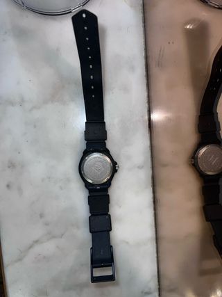 Reloj TAG Heuer Formula 1 Negro y Rojo