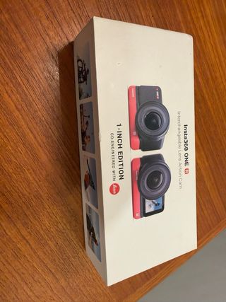 Insta360 ONE R Leica sin abrir