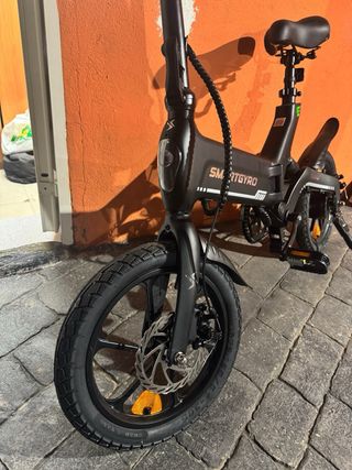 Bicicletta elettrica pieghevole SmartGyro Soho