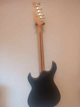 Guitarra Eléctrica Cort G100