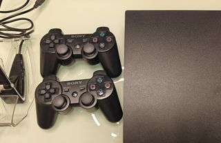 Pack Consola PlayStation 3 Slim + Accesorios