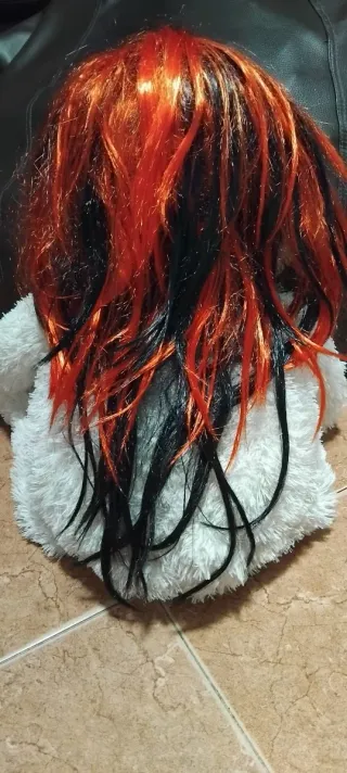 Peluca de disfraz negra y blanca 2 Euros c/u