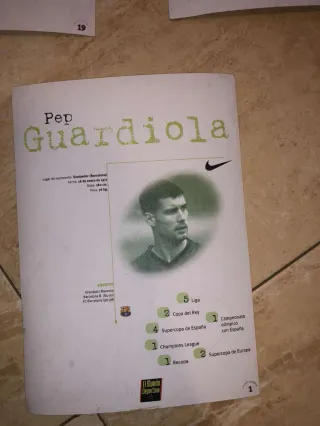 Pack Posters y un álbum casi   lleno del FC barça