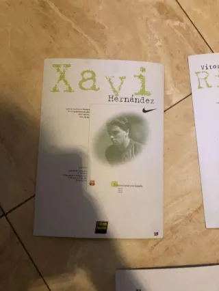 Pack Posters y un álbum casi   lleno del FC barça