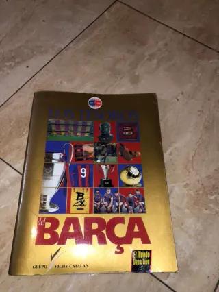 Pack Posters y un álbum casi   lleno del FC barça