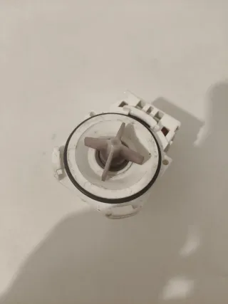 Elettropompa lavatrice AEG