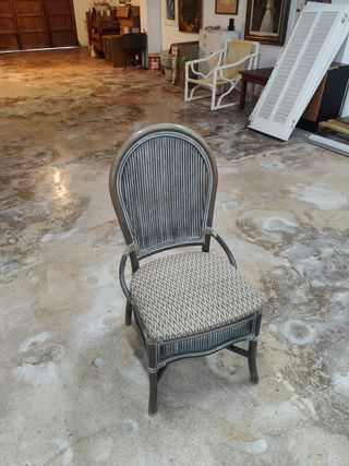 Sillas de comedor de ratán y tela