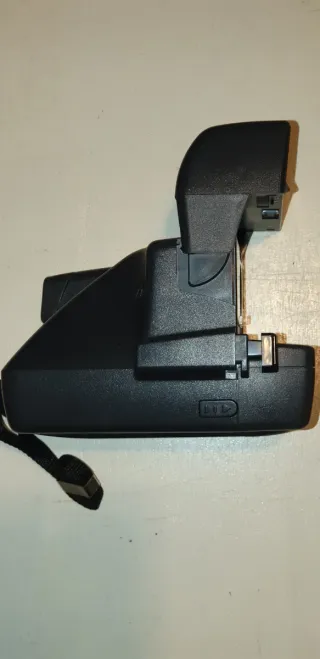 Cámara Polaroid 636 Closeup Negra