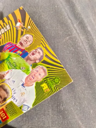 Cromo Míticos Invencible Adrenalyn 22/23