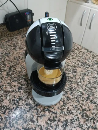 Cafetera Dolce Gusto Automática