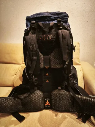 Mochila Quechua 70+10L