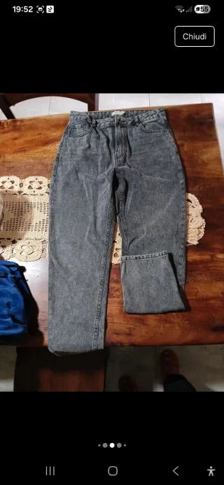 Pantaloni blu in velluto camomilla