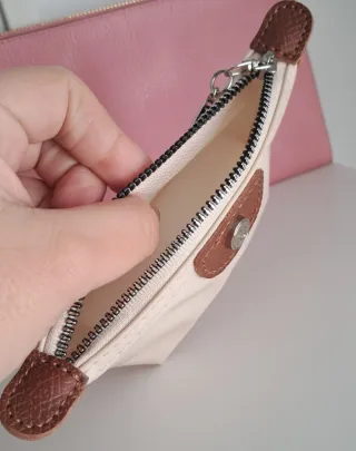 Monedero de lona beige y marrón, estilo Longch.