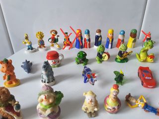 44 Figuritas Roscón de Reyes. Lote o sueltas
