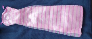 Barbie Muñeca Clásica con Accesorios