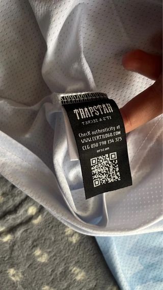 Camiseta Trapstar Azul y Blanca