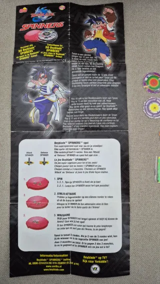 Lote Tazos y Ediciones especiales Beyblade 2003