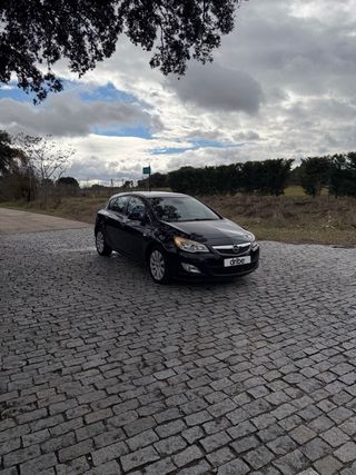 Opel Astra 2010