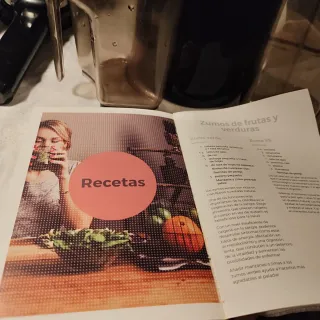 Licuadora Biochef Extractor Zumos en frío.