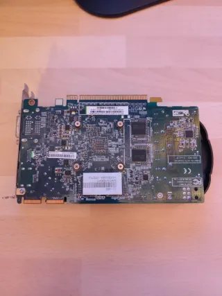 Tarjeta Gráfica  ATI Radeon HD5770 1 G GDDR 5