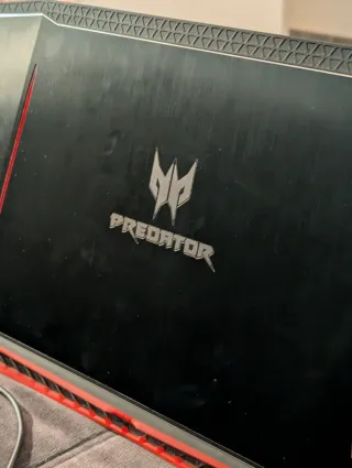 Acer Predator Helios 300 i5 GTX 1060 16GB RAM