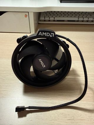 Disipador CPU AMD Wraith Stealth AM4 Original