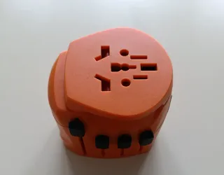 Adaptador de viaje Skross World Adapter Pro