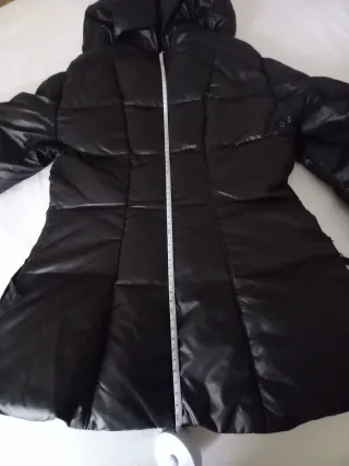 Plumifero corto Benetton negro