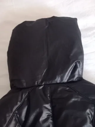 Plumifero corto Benetton negro