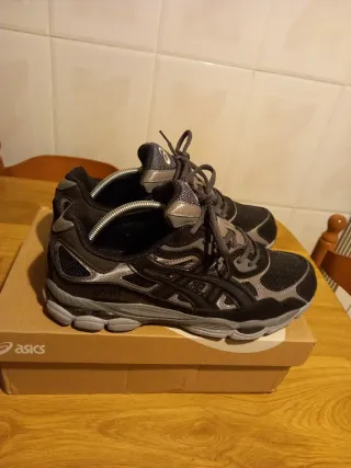 Zapatillas Asics Hombre Negro/Gris