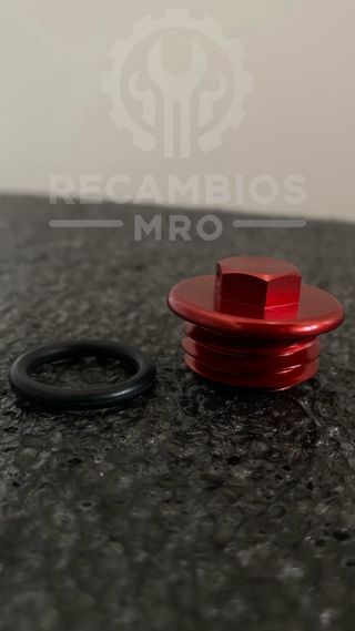 Tapón de llenado de aceite CNC rojo – Grupo KTM