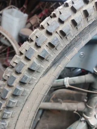 Cubierta Pirelli Trial 3 -1/4-18 trial