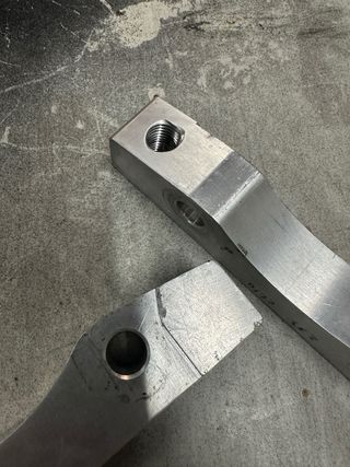 Adaptadores saxo para montar pinza de clio 3 RS