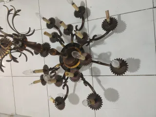 Lámpara araña bronce antigua