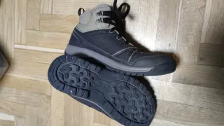 Botas de montaña senderismo Quechua Talla 40