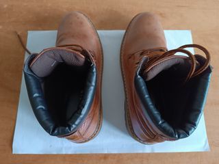 Botas de cuero marrones