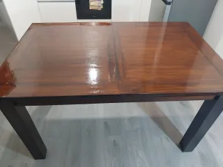 Mesa de comedor Banak de madera