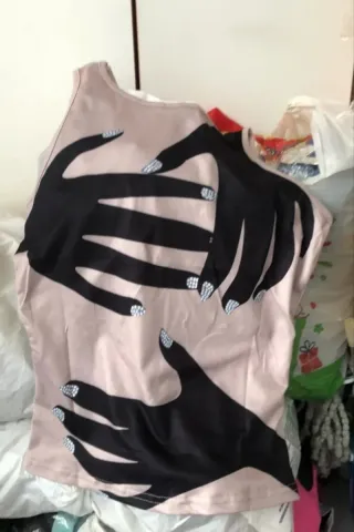 Camiseta ajustada de verano para mujer. Talla S-M