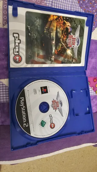 PlayStation 2 Seek and Destroy (Español)